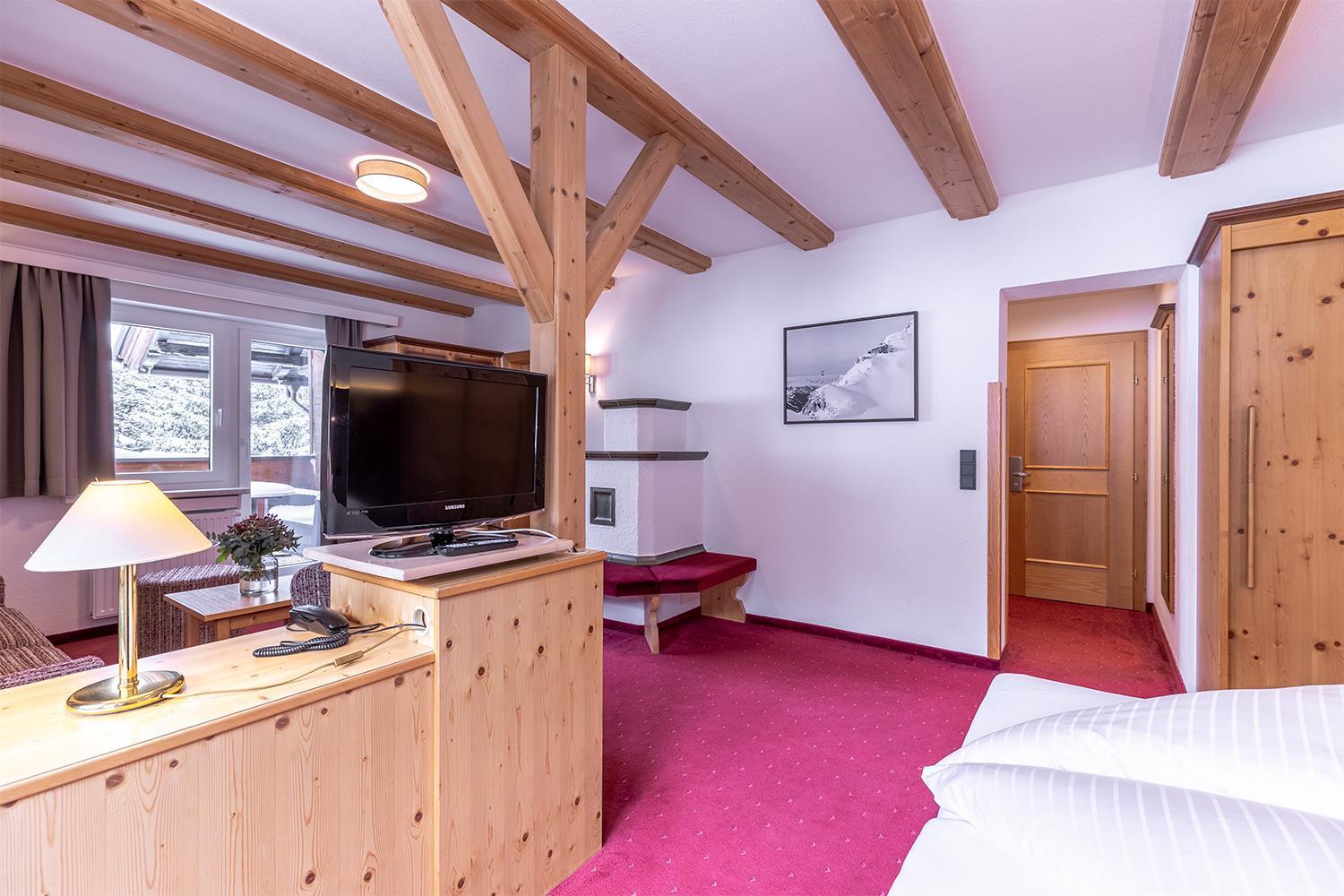 Hotel Sonnenheim Sankt Anton am Arlberg Bagian luar foto