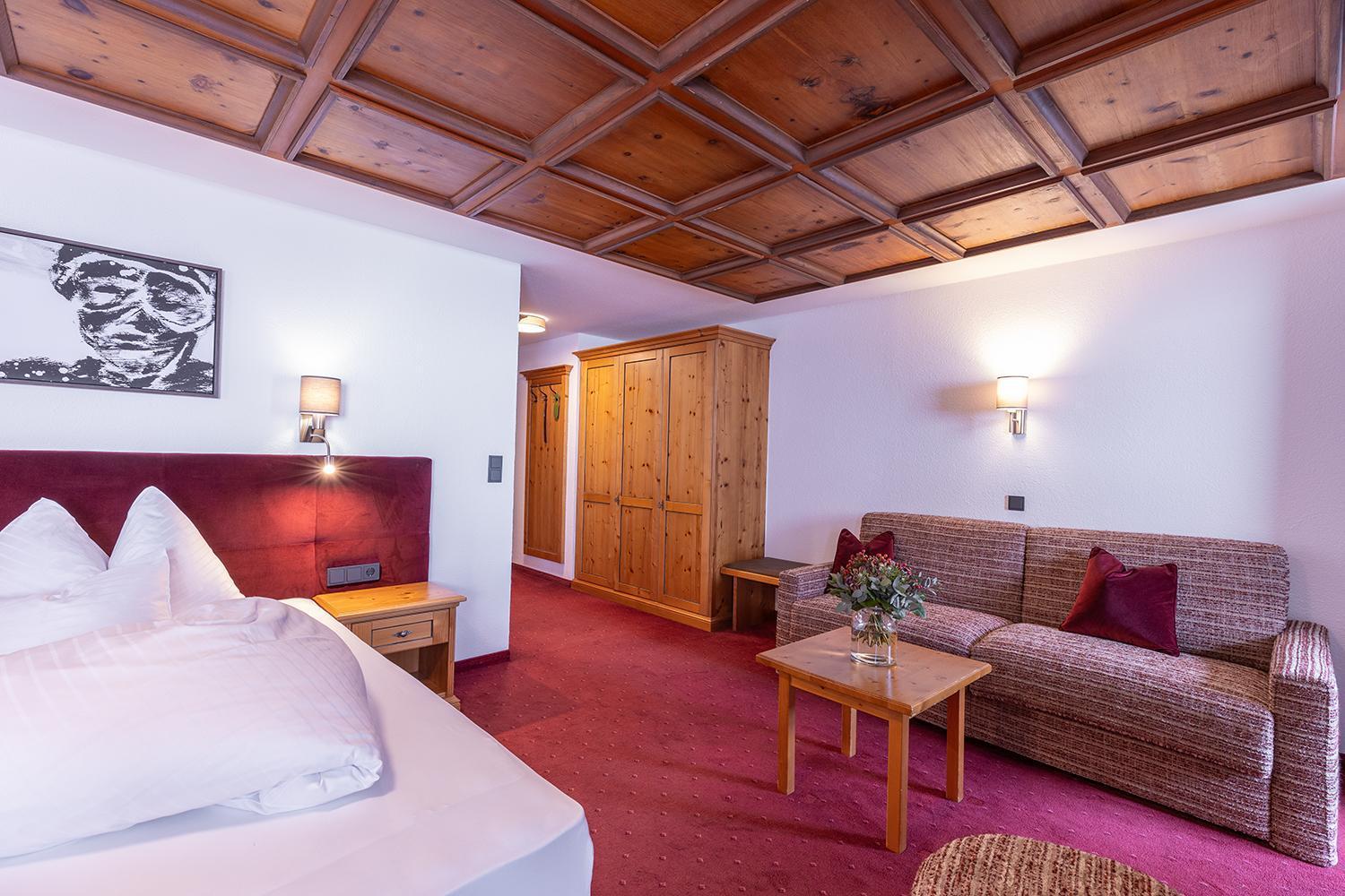 Hotel Sonnenheim Sankt Anton am Arlberg Bagian luar foto